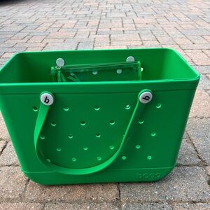 NWT! Ultimate tote by BOGG